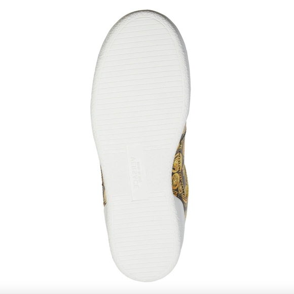 NIB $695 VERSACE Ilus Medusa Low Top Sneaker 38/8 - Picture 6 of 6
